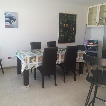 Вилла Impeccable 2-Bed House In Виана-ду-Каштелу Экстерьер фото