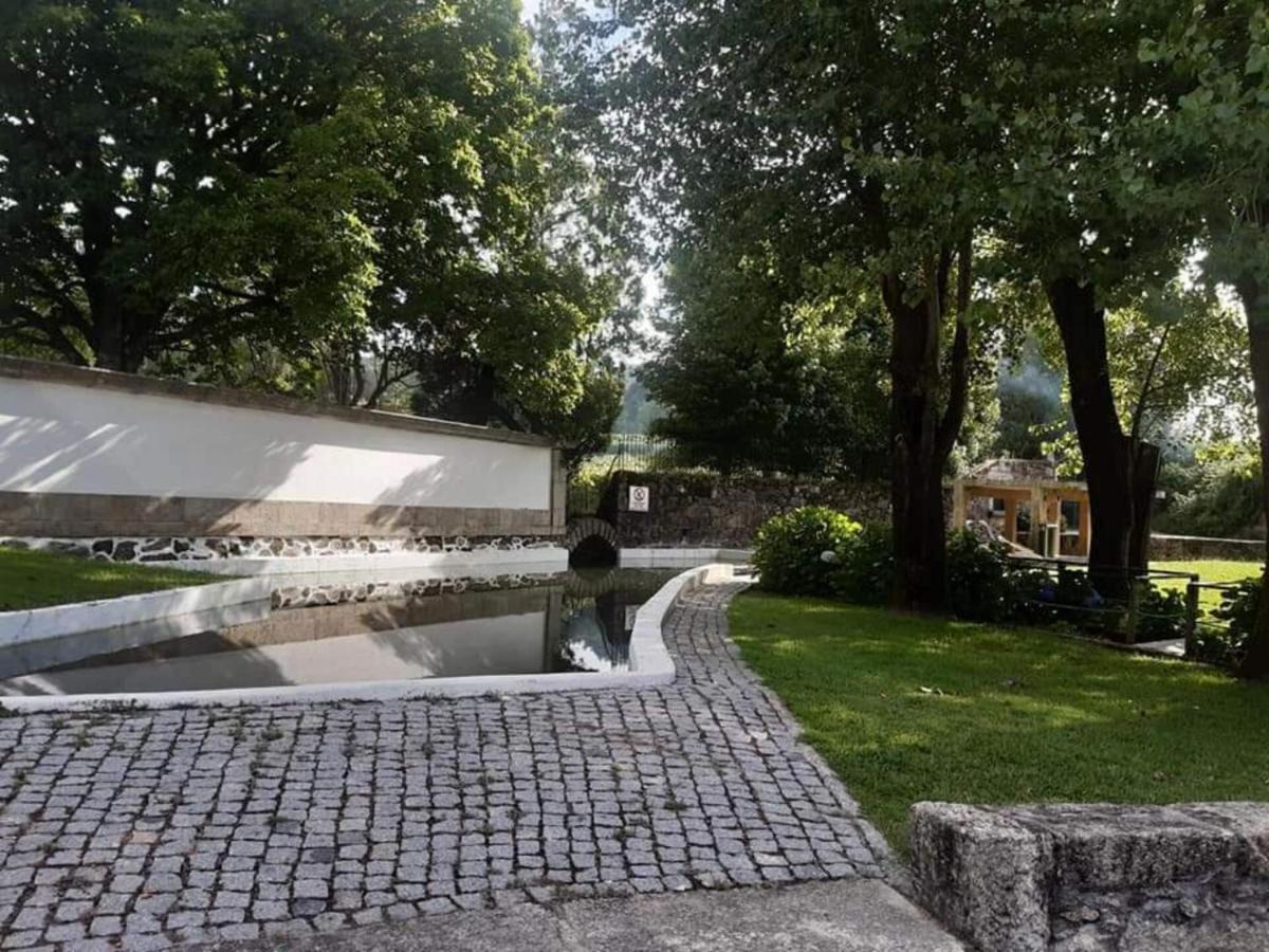 Вилла Impeccable 2-Bed House In Виана-ду-Каштелу Экстерьер фото