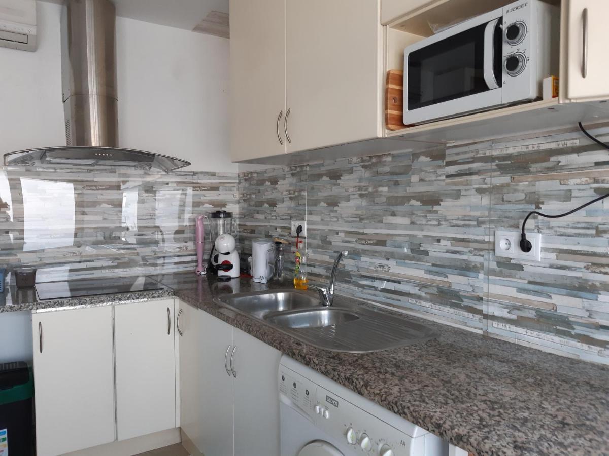 Вилла Impeccable 2-Bed House In Виана-ду-Каштелу Экстерьер фото